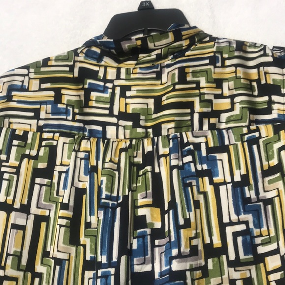 NWT 2x Nine West Sleeveless tie front top - Picture 5 of 7